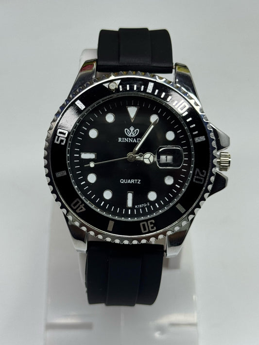 Rinnady Quartz Watch  Rotating Display